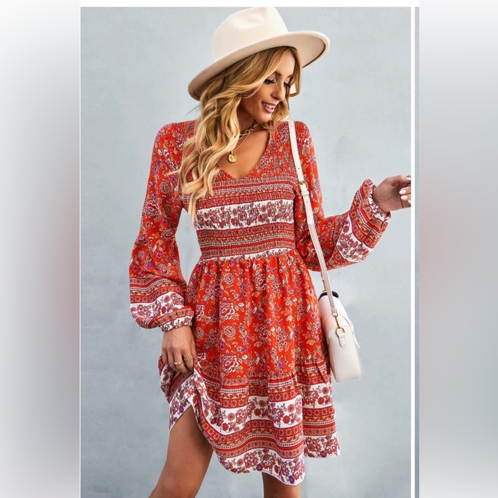Beachsissi NWOT Bohemian Long Sleeved Dress - Size Medium